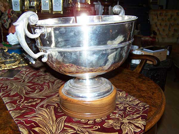 Anthony-Charles-Antiques-Hythe-Kent-2-Handed-Silver-Bowl